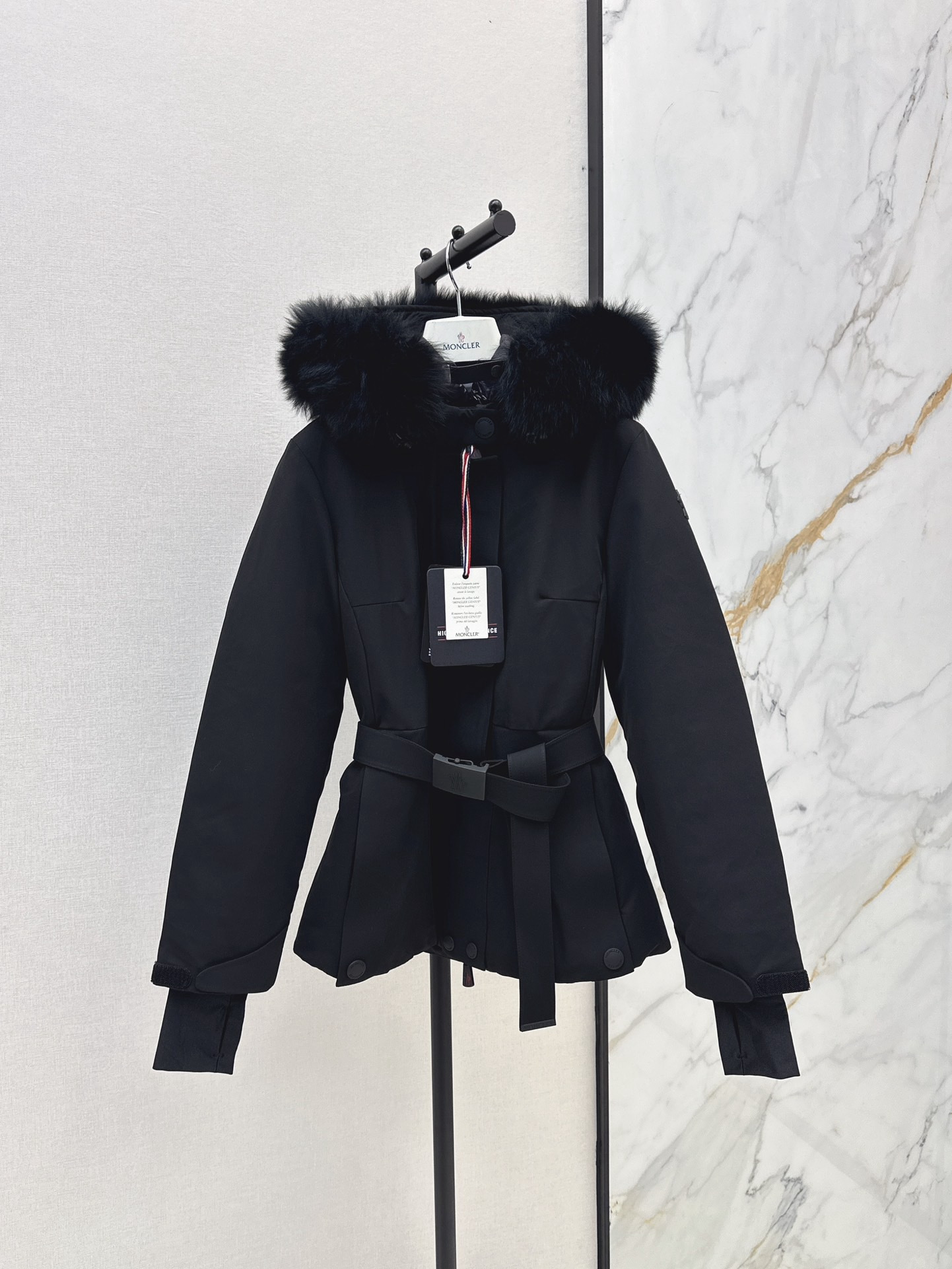 Monc 26fw belted hooded ski down jacket