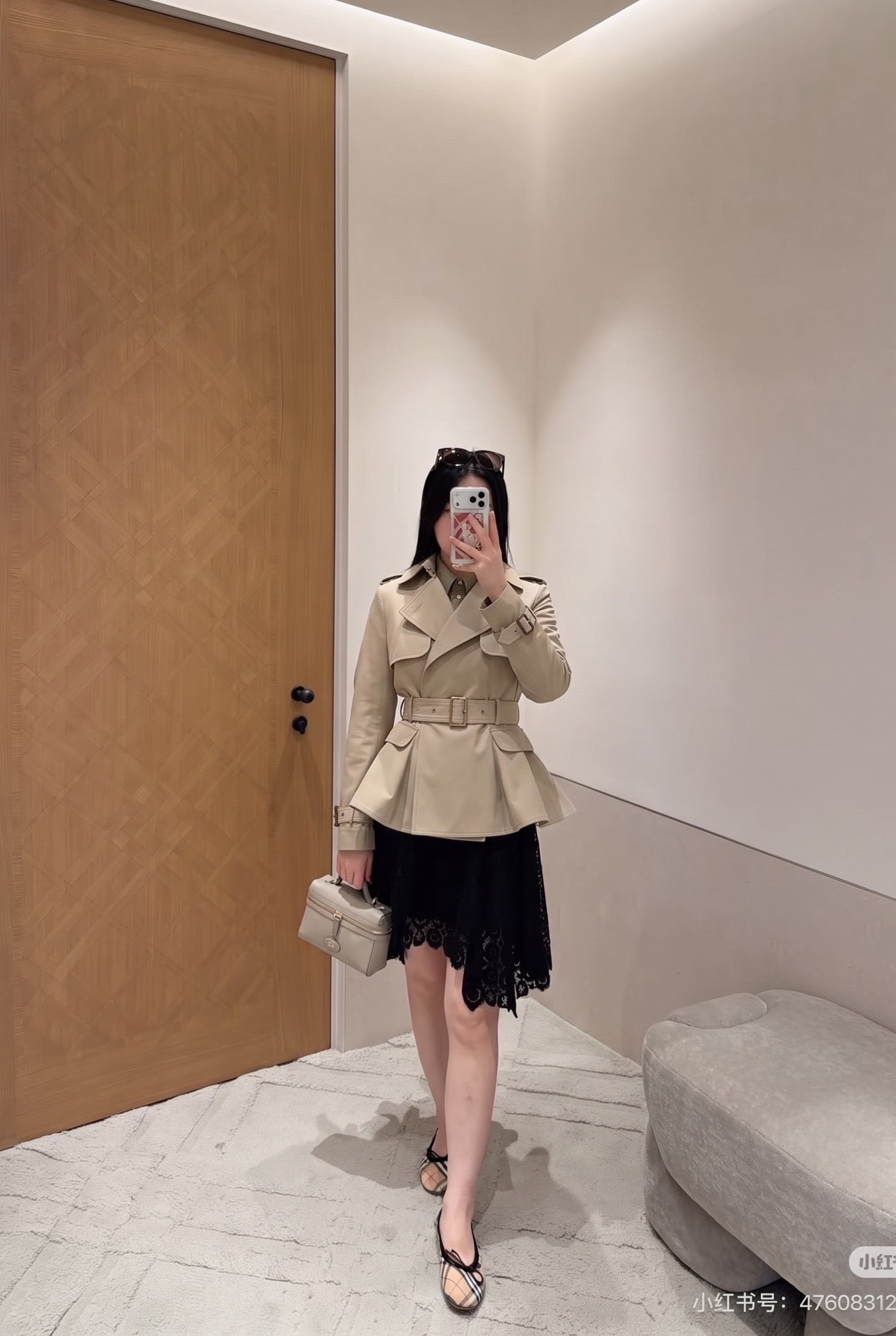 Bur 26fw cropped belted trench coats