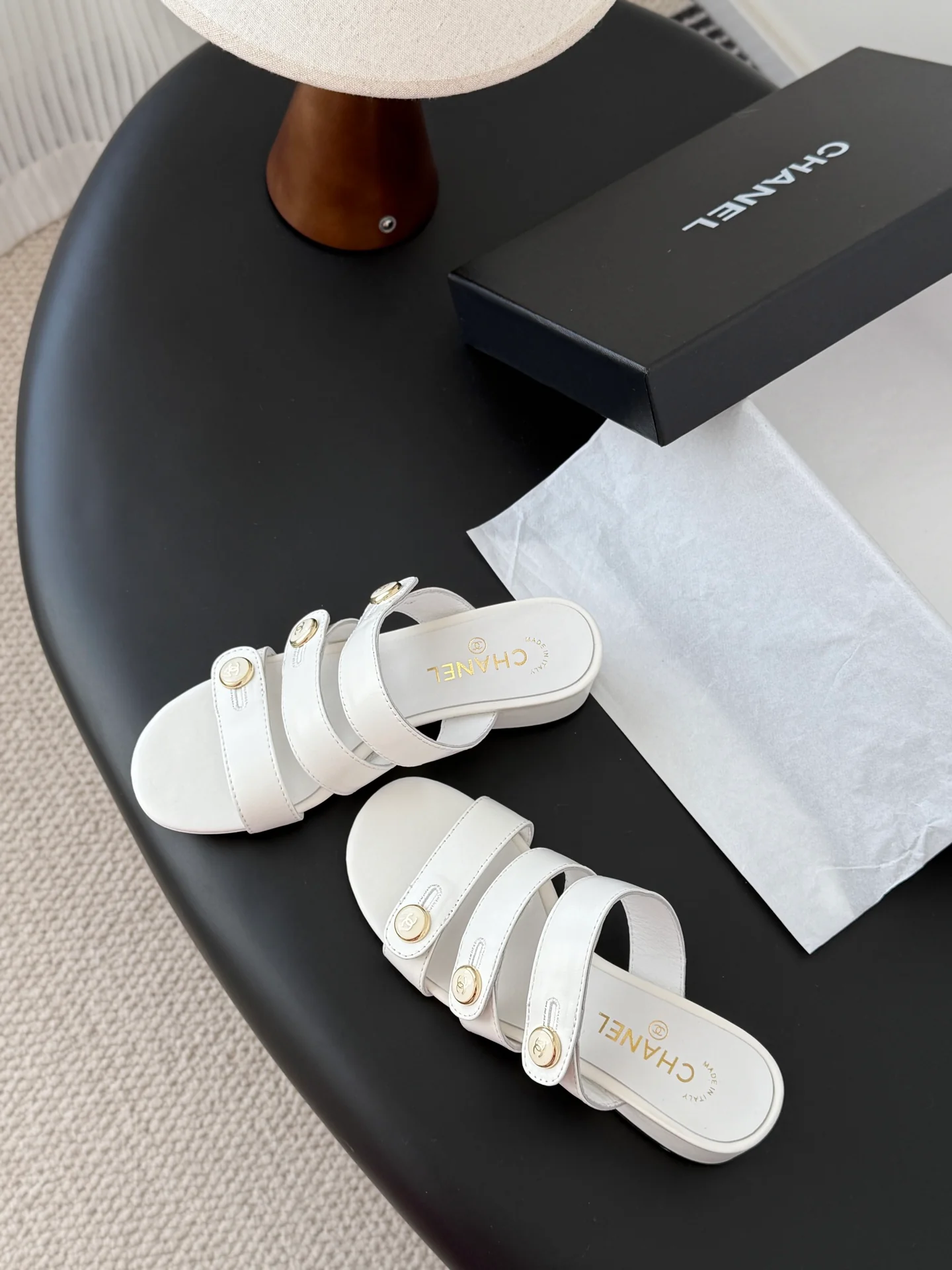 Chan 26ss sandals