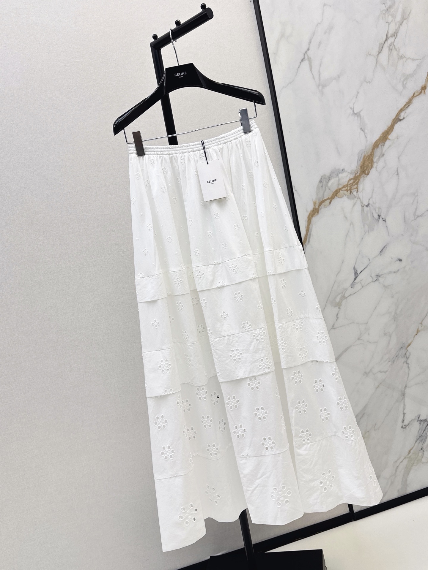 Celi 26fw embroidery skirt