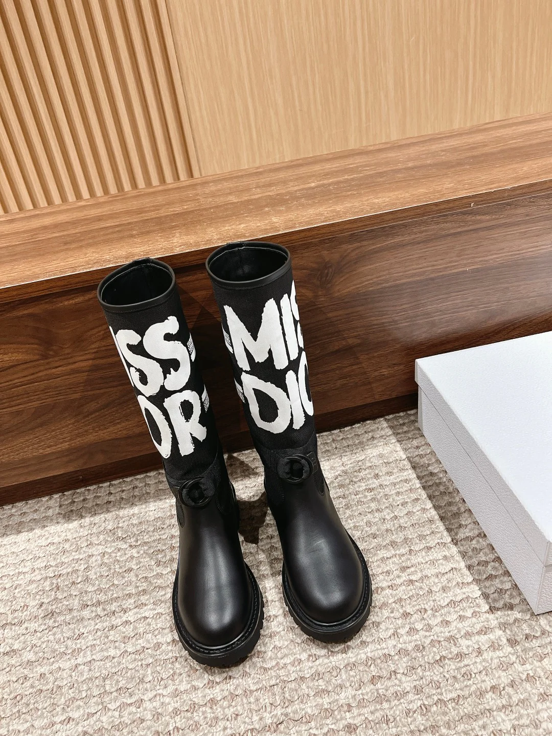 CD 25fw half boots