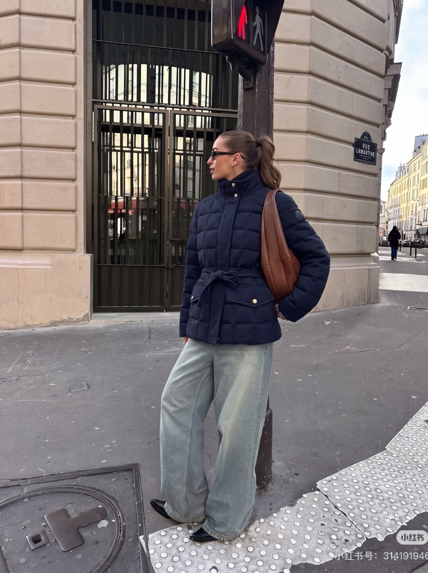 Monc 26fw belted down jacket
