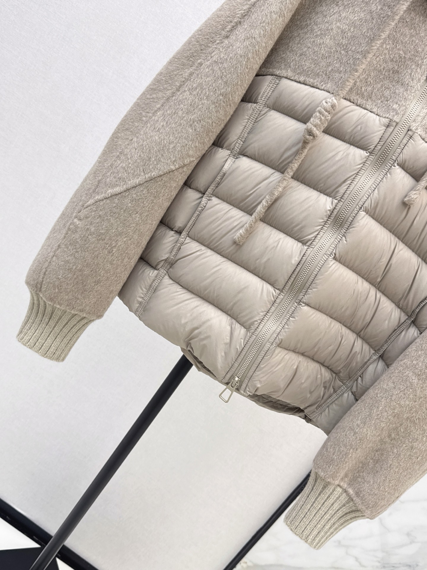 Max 26fw knit contract down jacket