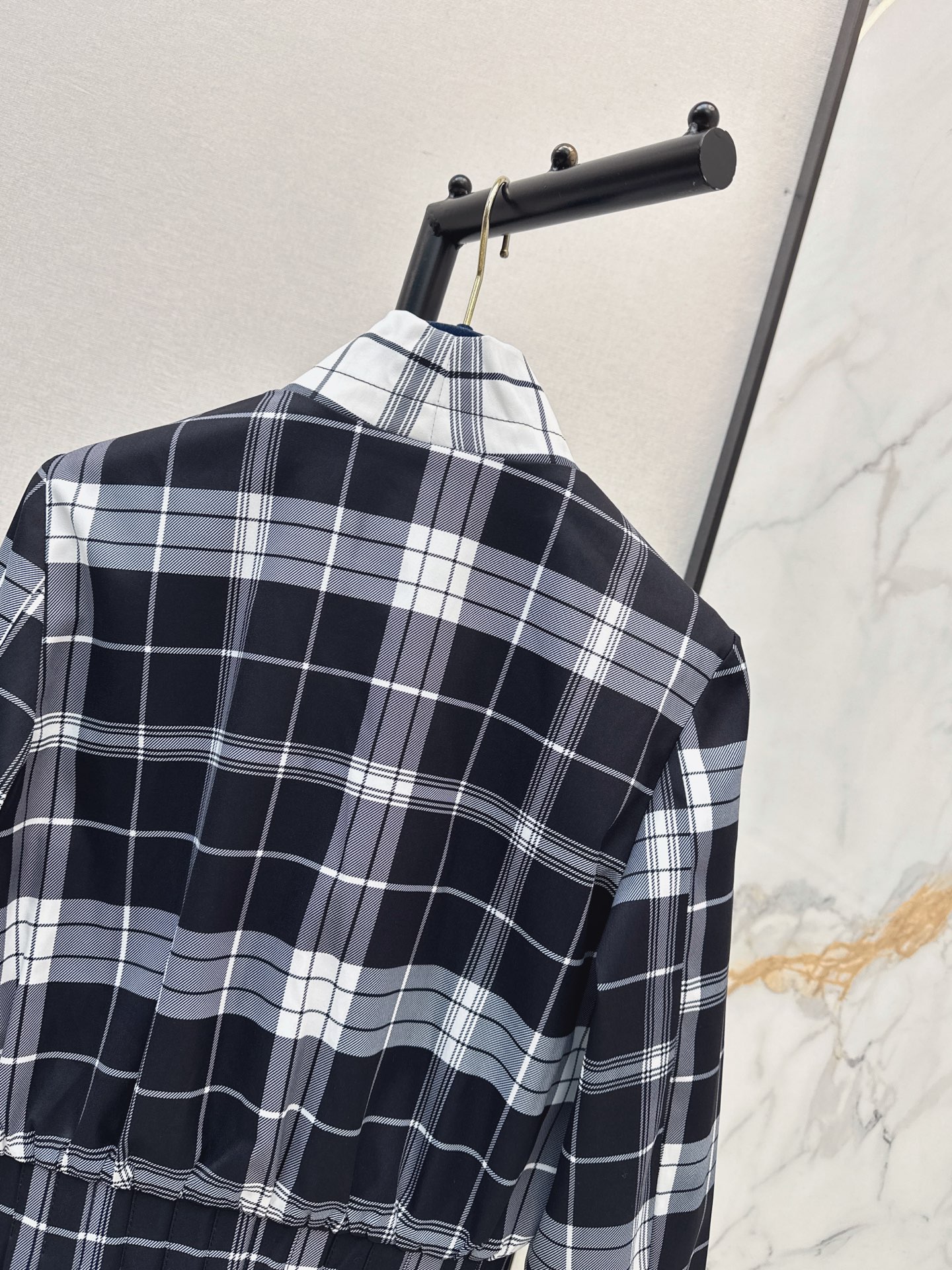 Loui 26fw check cropped jacket