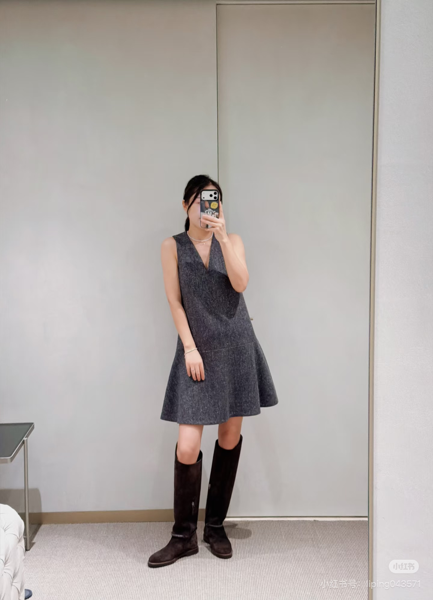Brun 26fw sleeveless dress