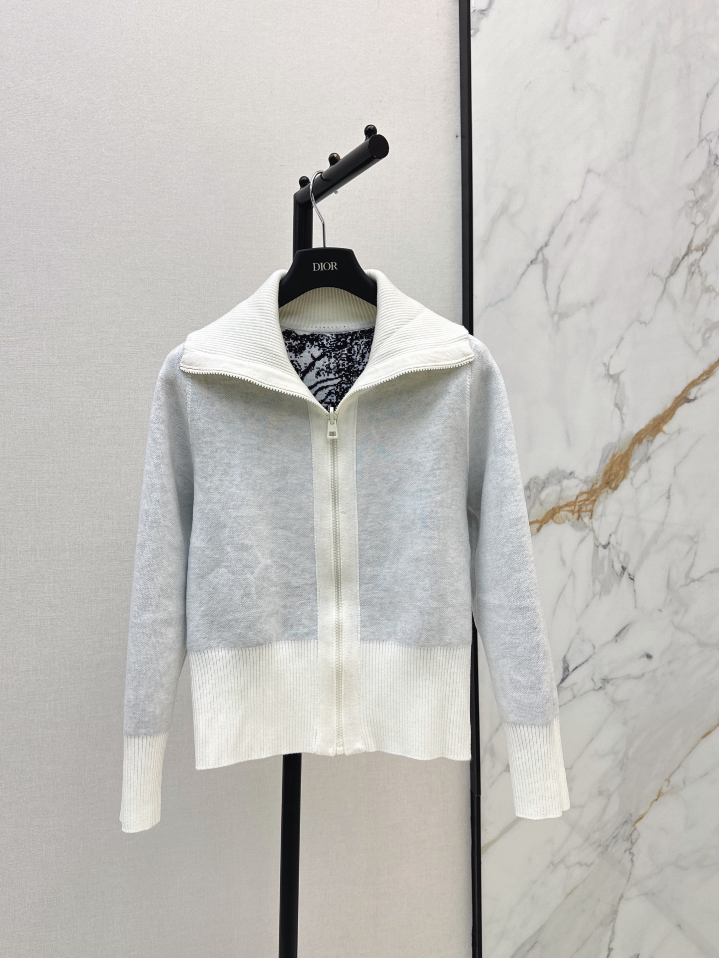 CD 26fw cashmere cardigan