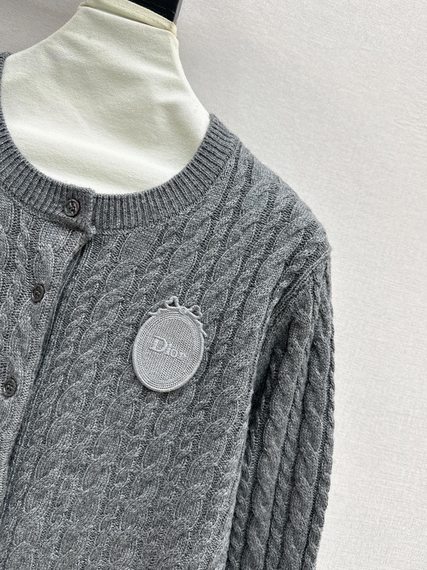 CD 26fw knit caedigan