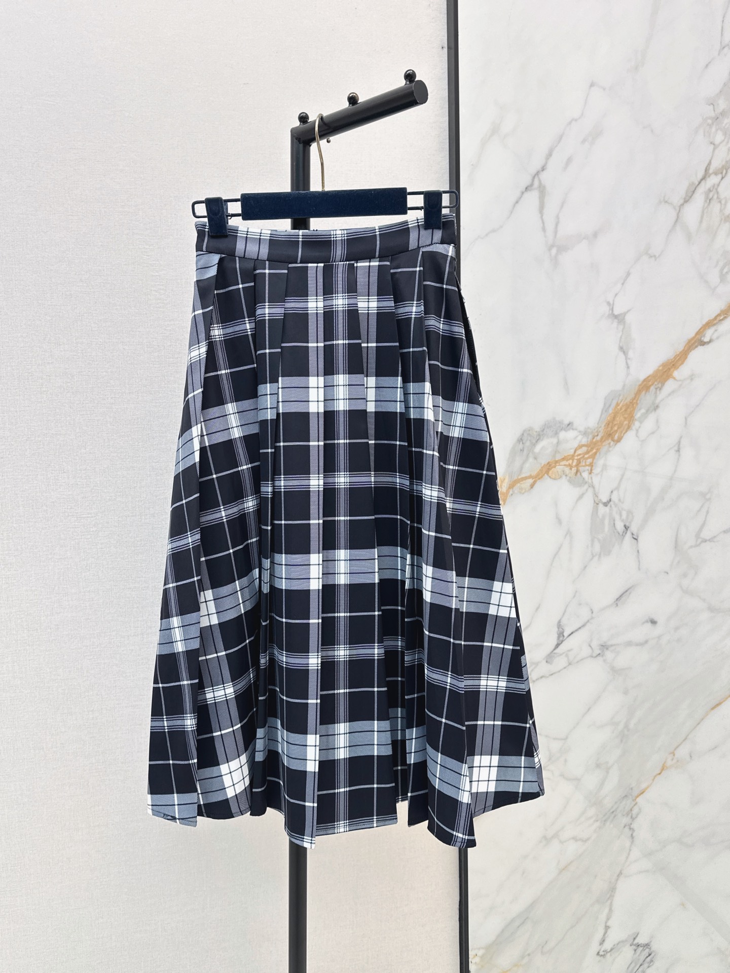 Loui 26fw check pleated skirt