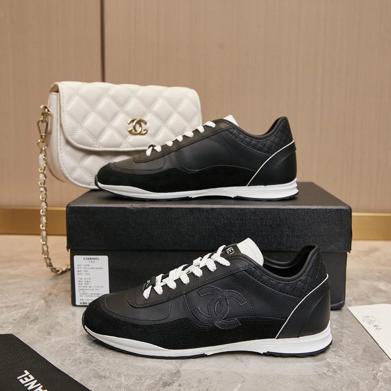 Ch sneakers