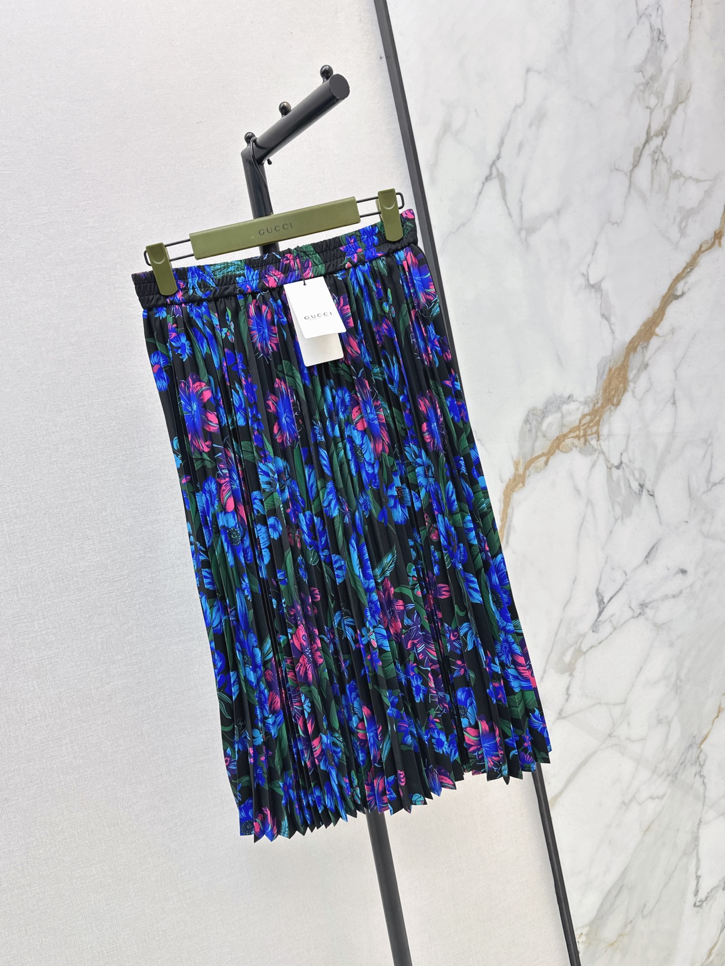 Guc 26fw print floarl pleated skirt
