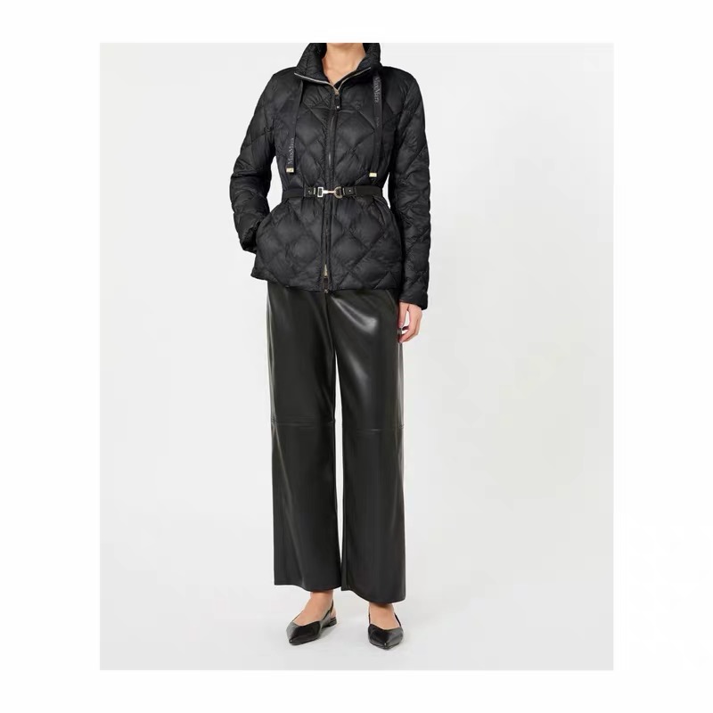 Max 26fw stand-collar belted down jacket