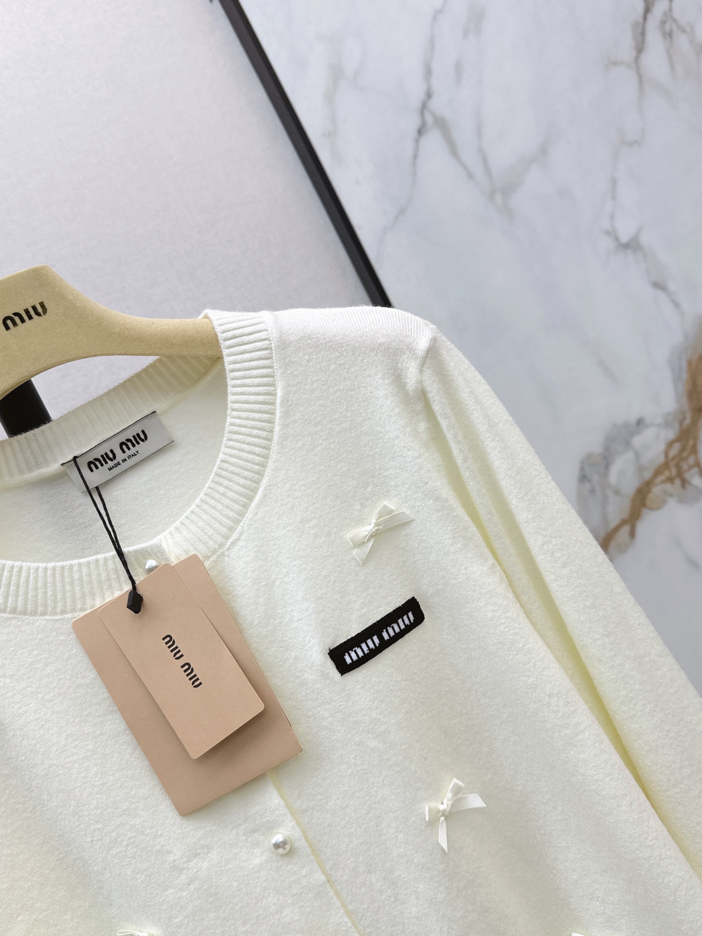 Miu 26fw bow cardigan