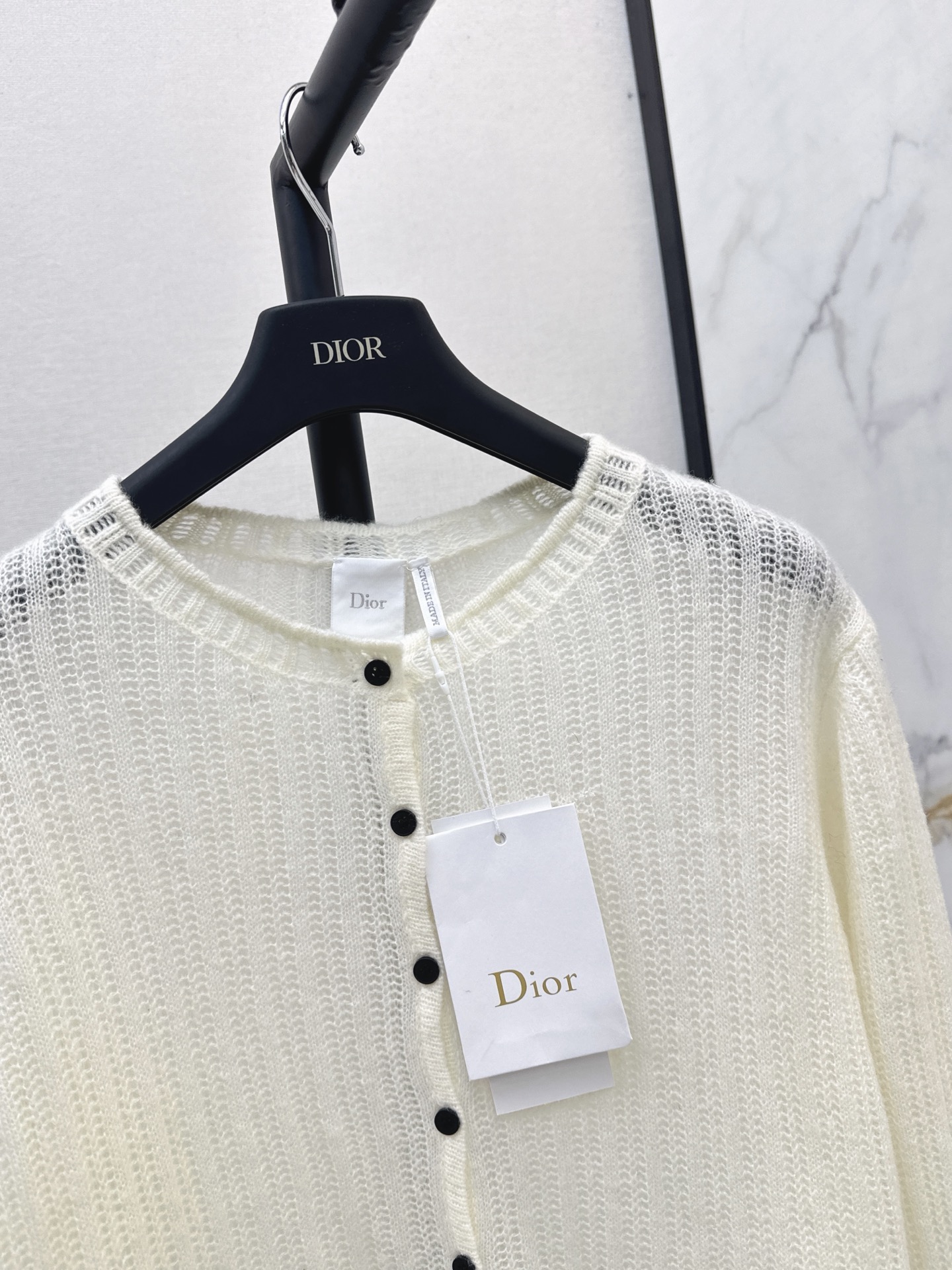 CD 26fw bee embroidery cardigan