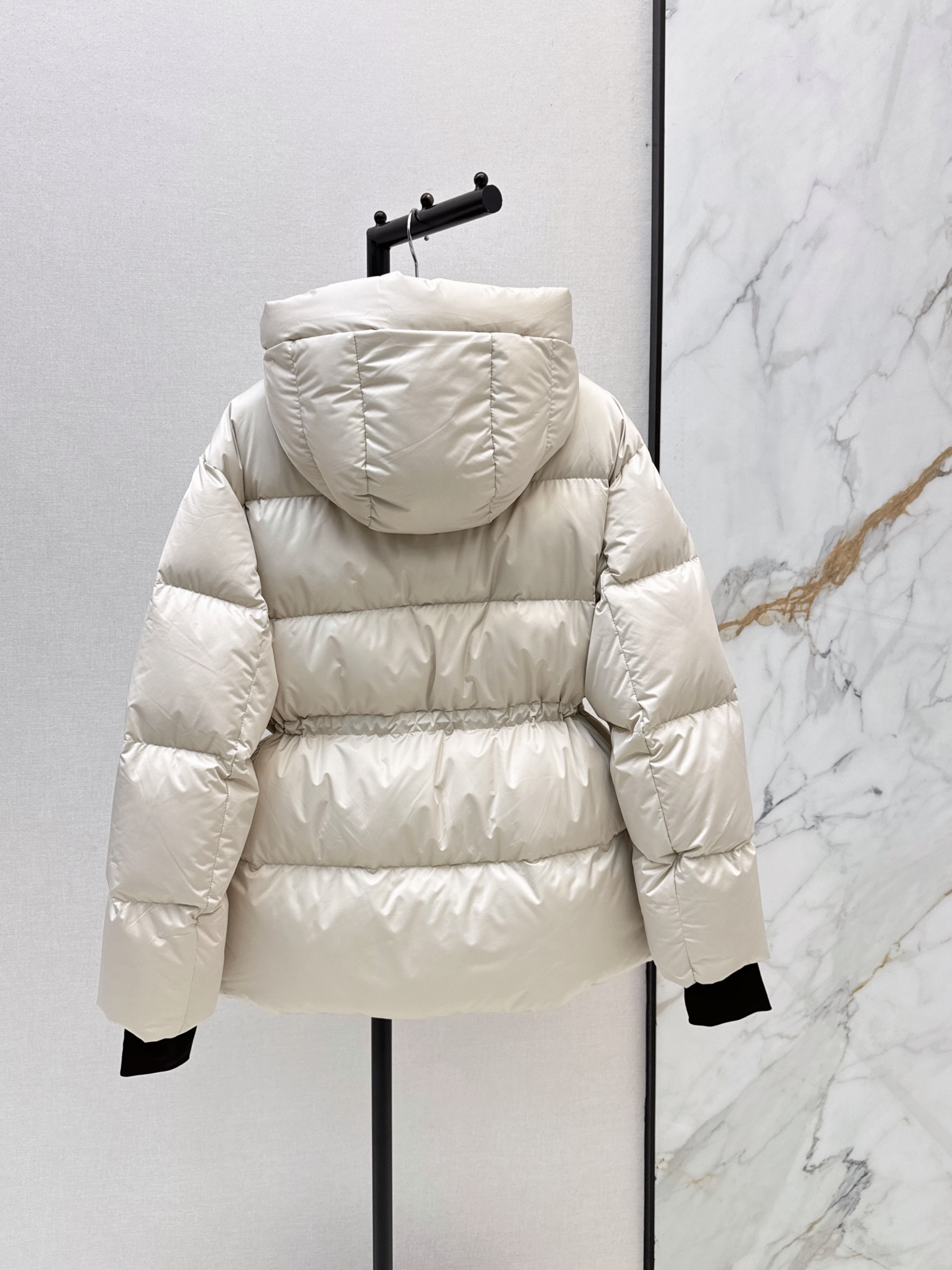 Pra 26fw hooded drawsting down jacket