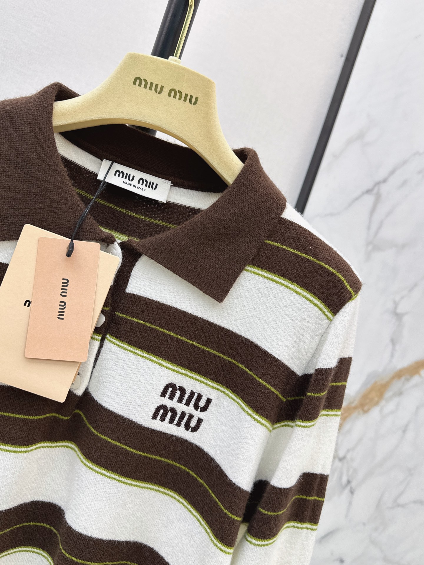 Miu 26fw stripe knit sweater
