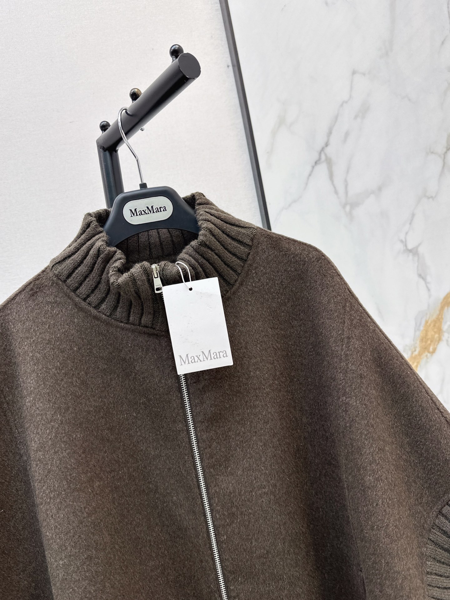 Max 26fw wool cape jacket