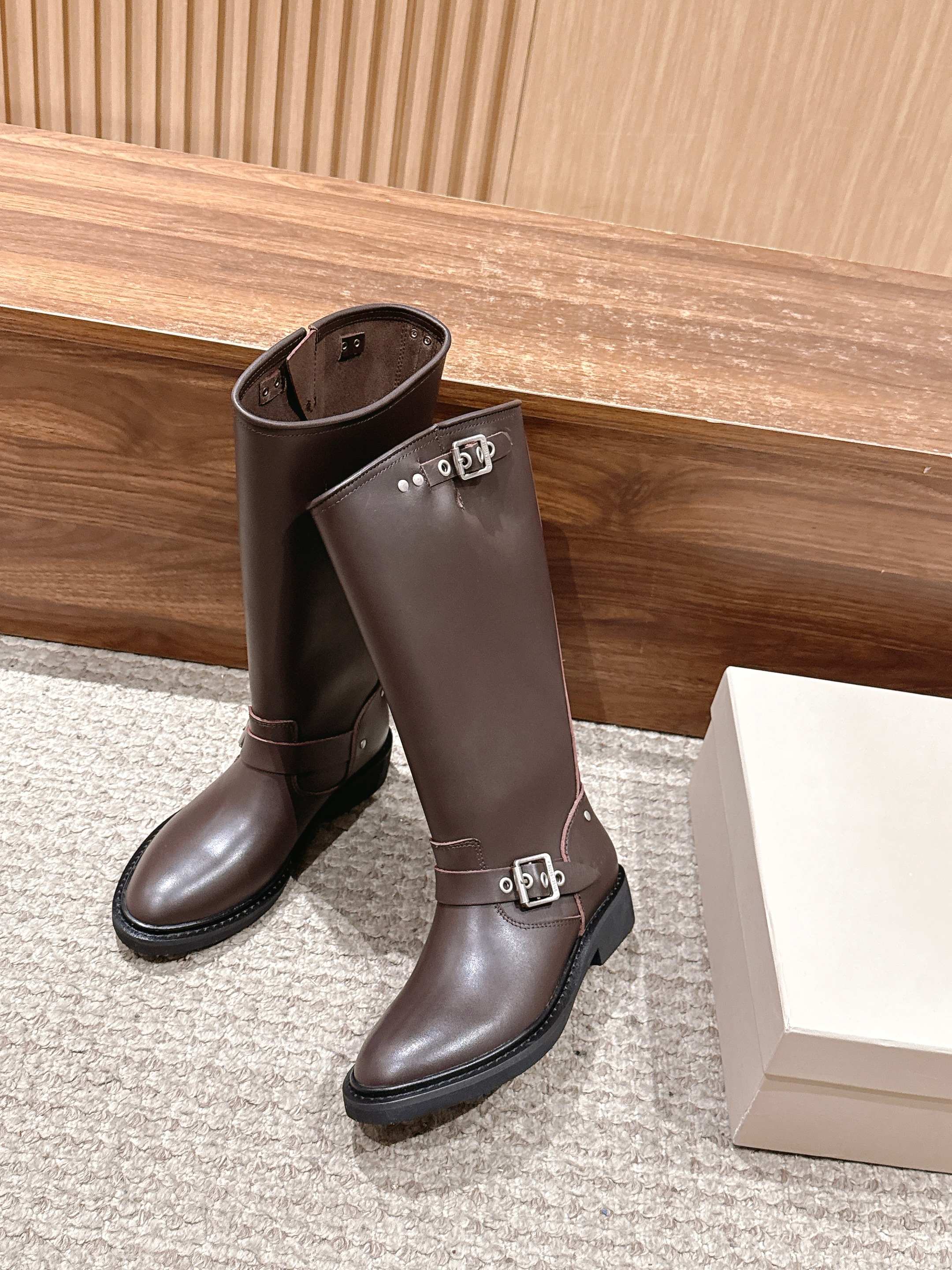 Gold 25fw boots