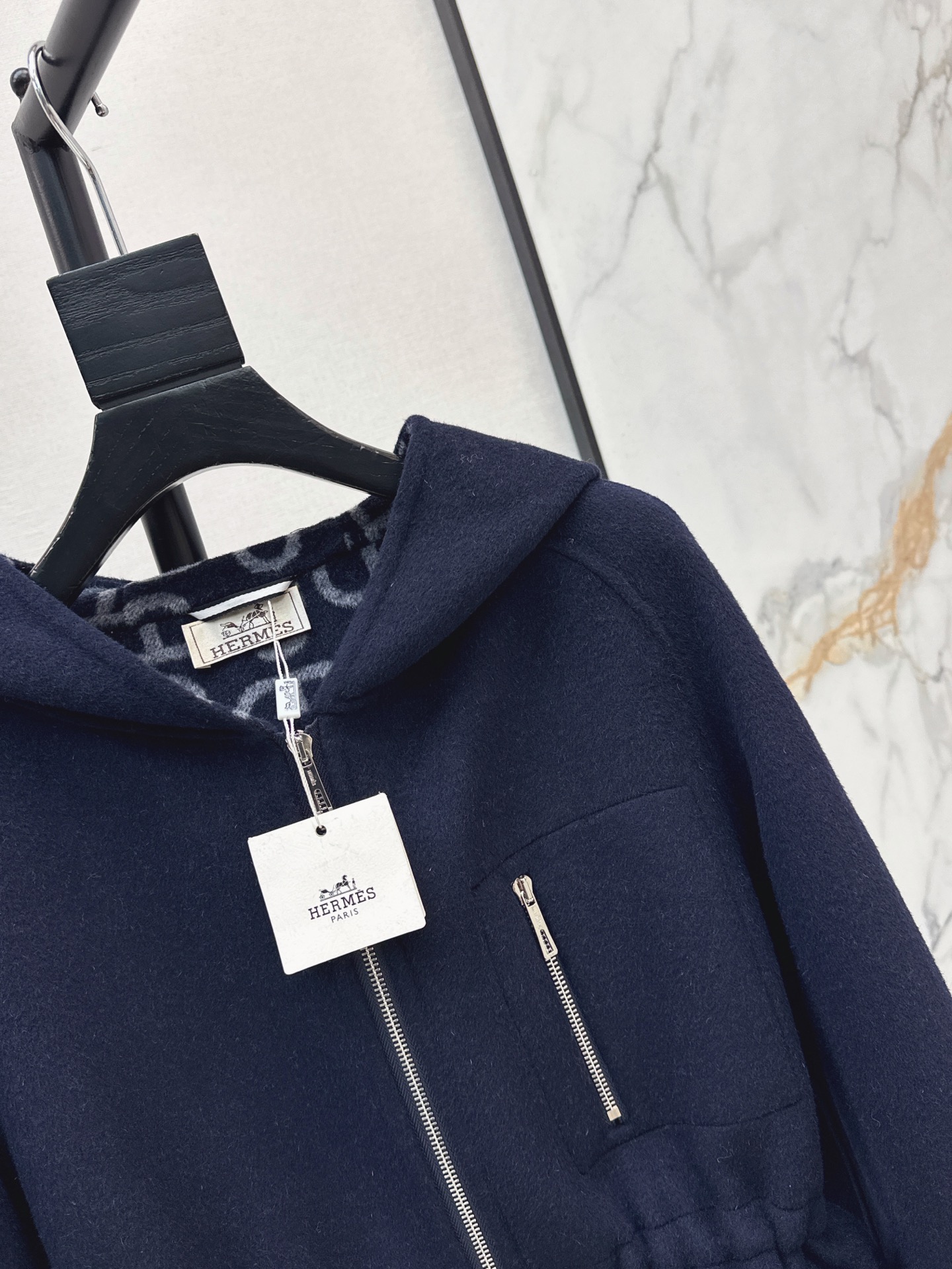 Her 26fw drawstring hooded overcoats