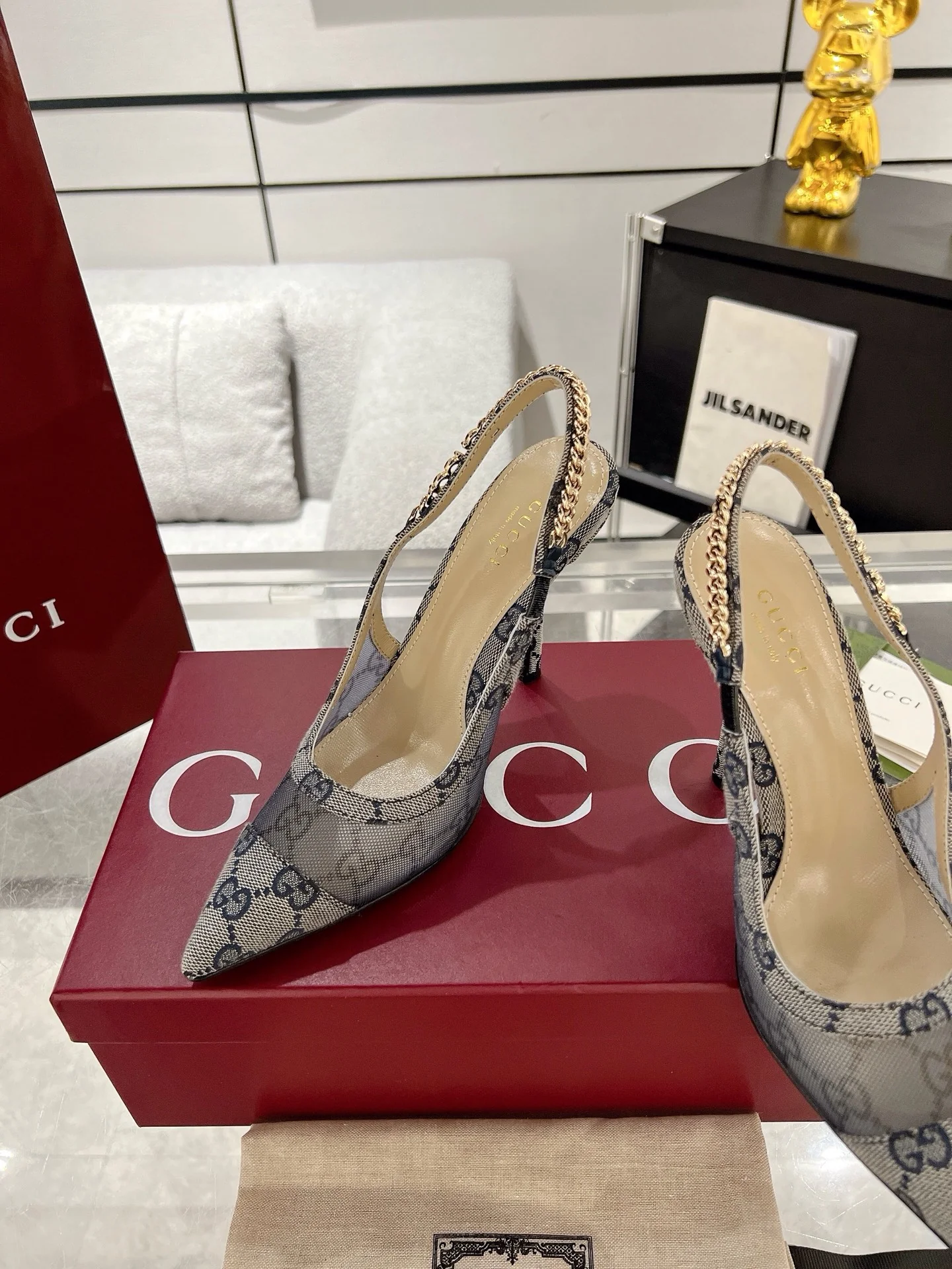 Gucc 25fw slingback heels