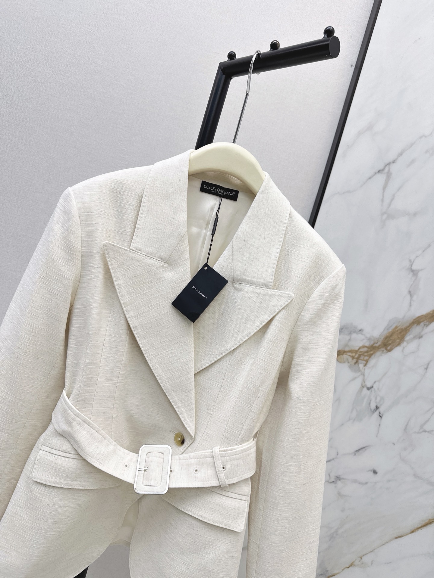 Dolc 26fw belted blazer