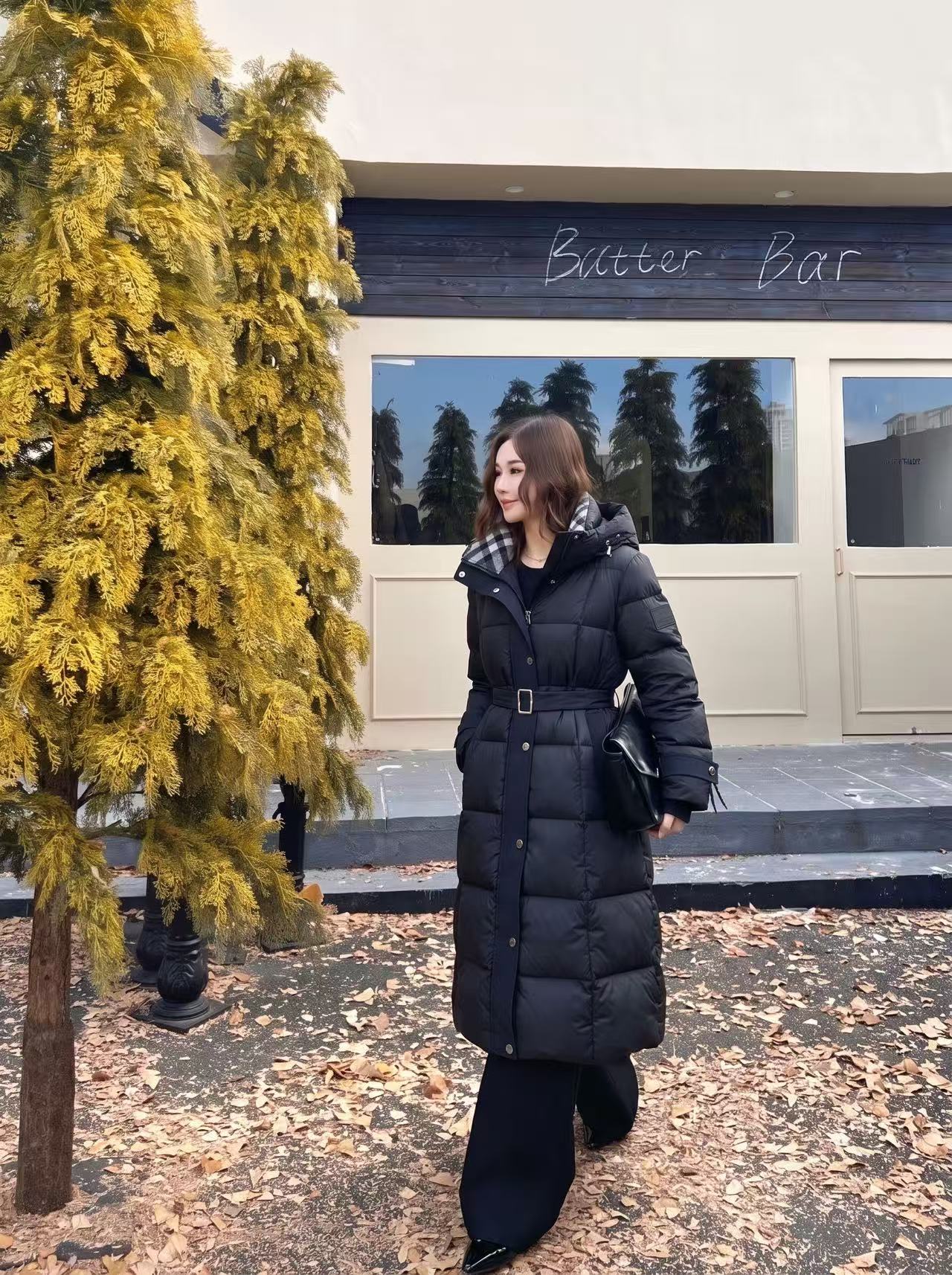 Bur 26fw hooded down jacket