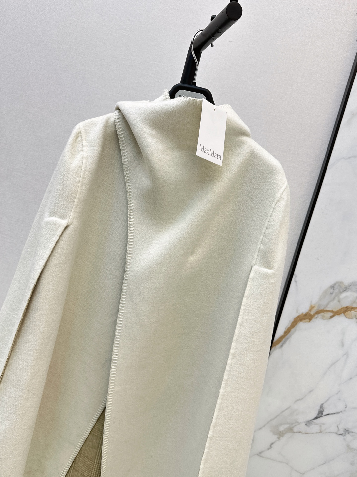 Max 26fw woolen cape overcoats