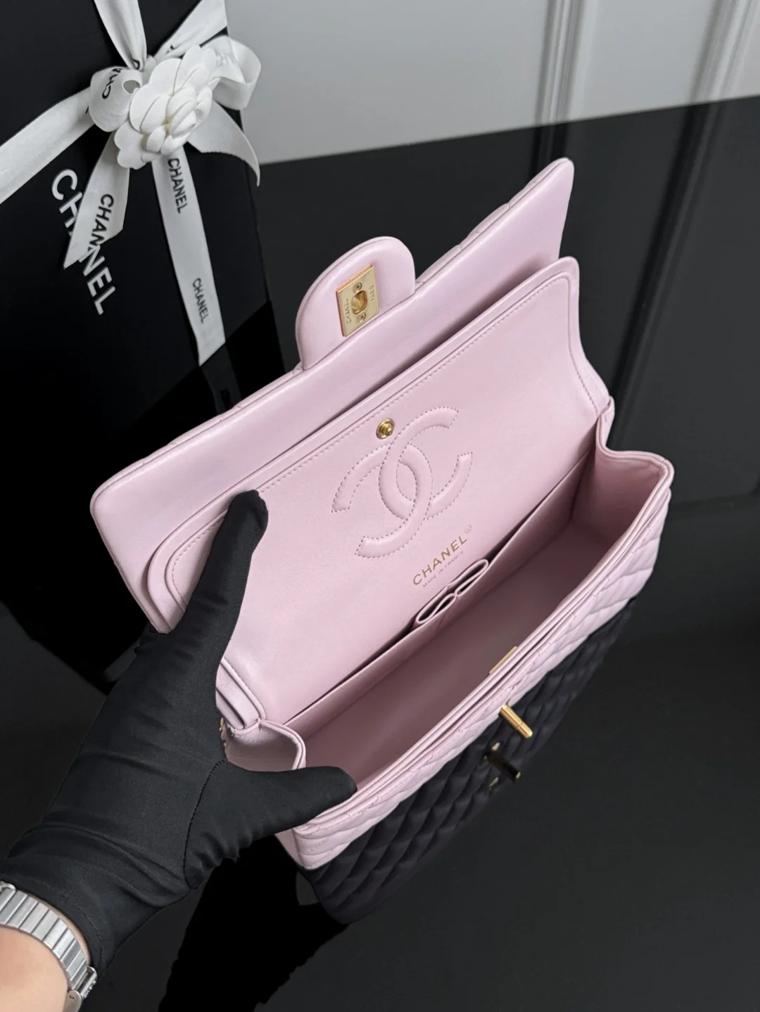Chan cf25 chain shoulder bag