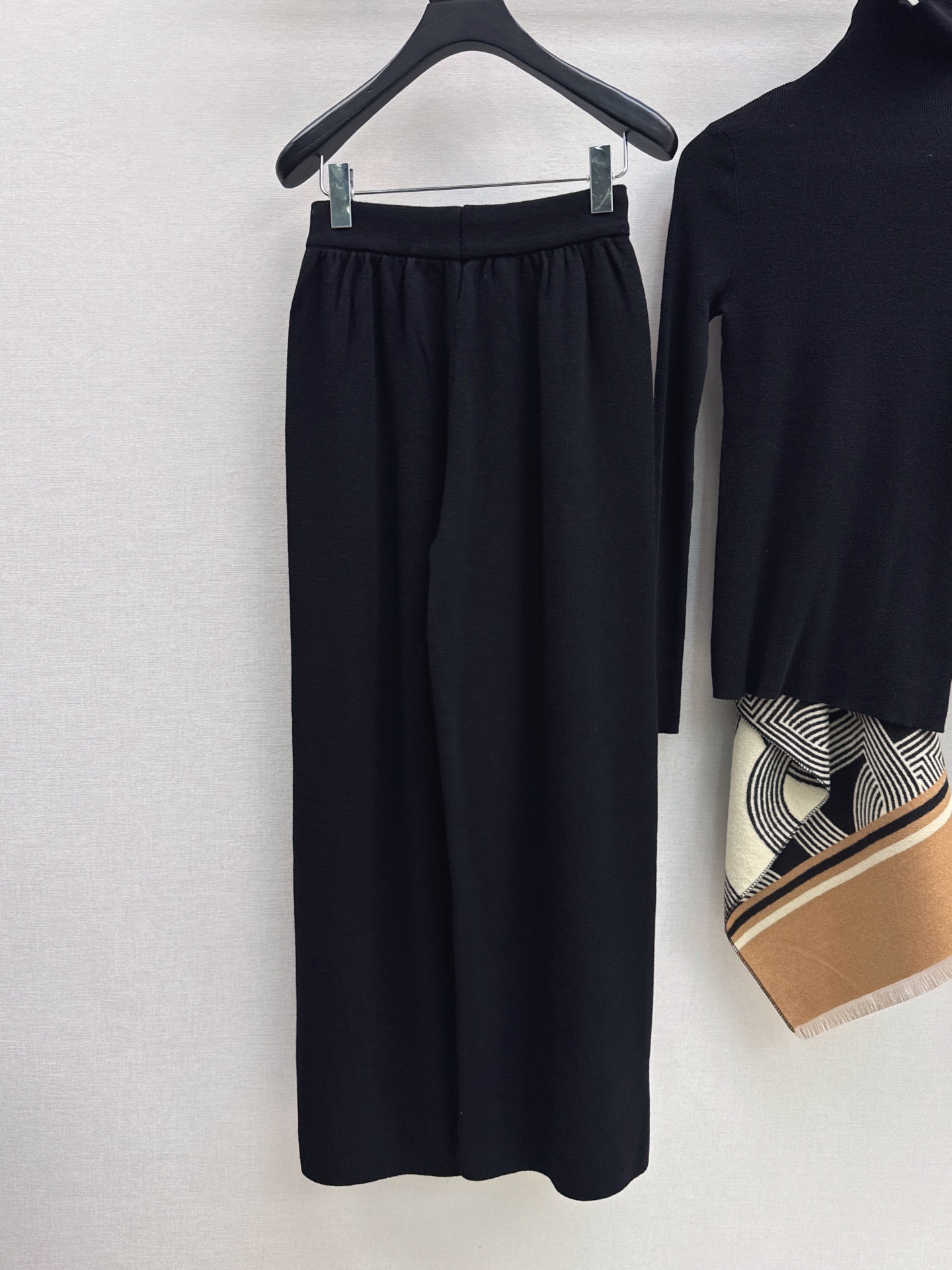 Her 26fw 3pcs knit basic tee shawls pants sets
