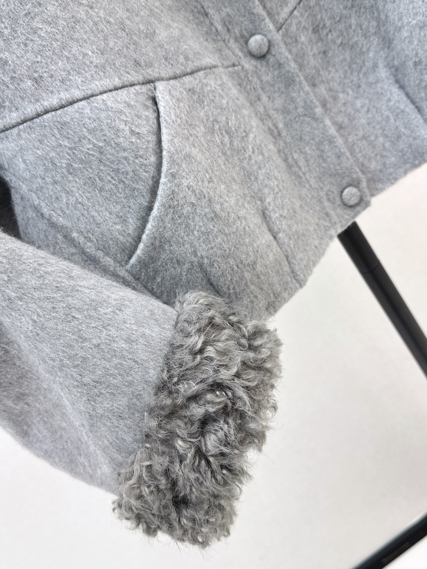 Max 26fw fur-trim woolen jacket