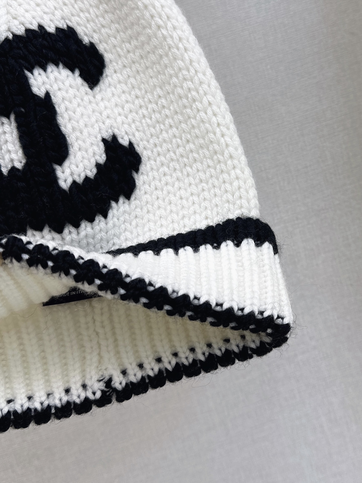 Chan 26fw cashmere hat