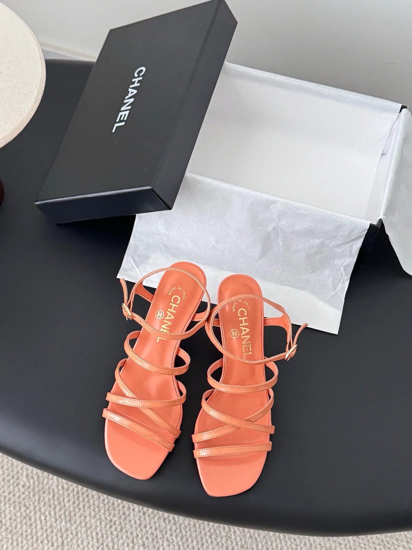 Chan 25fw kitten sandals