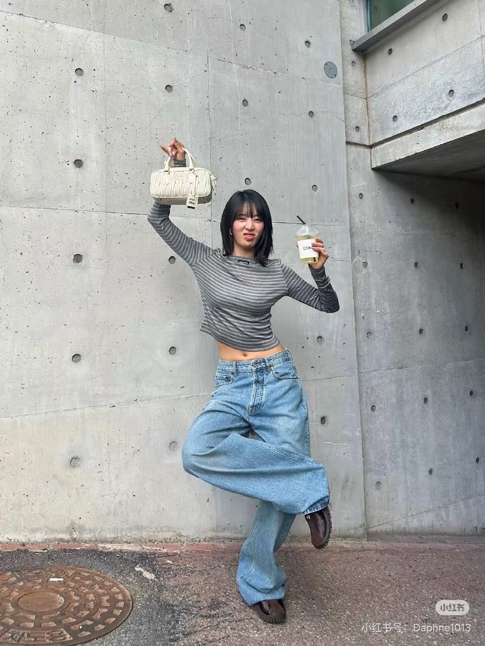 Miu 26fw off shoulder top