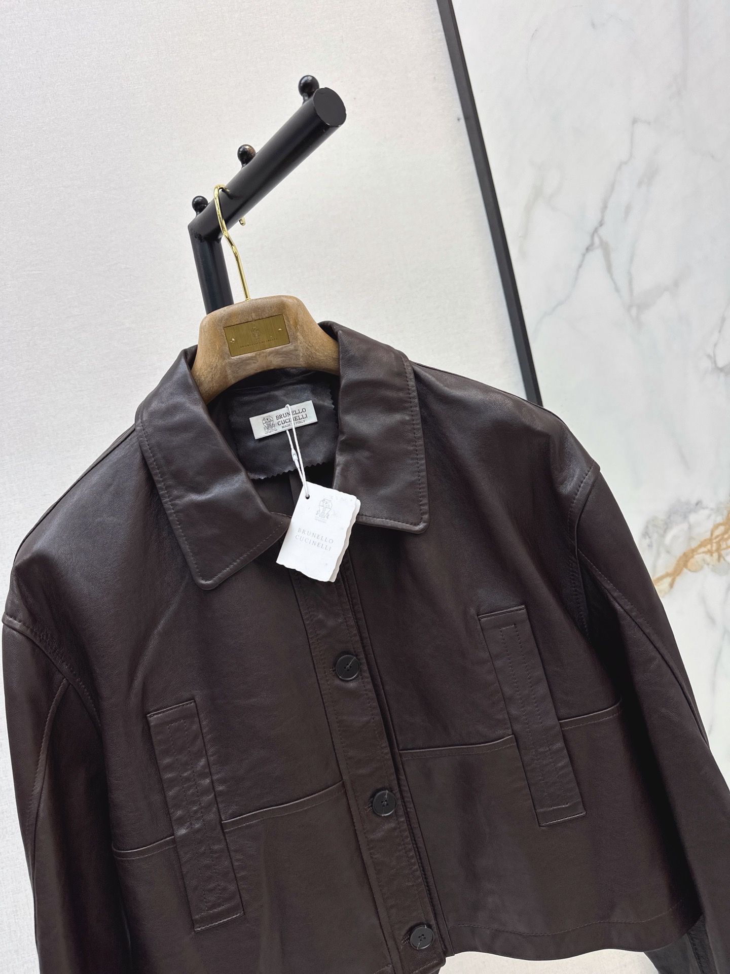 Brun 26fw cropped leather jacket