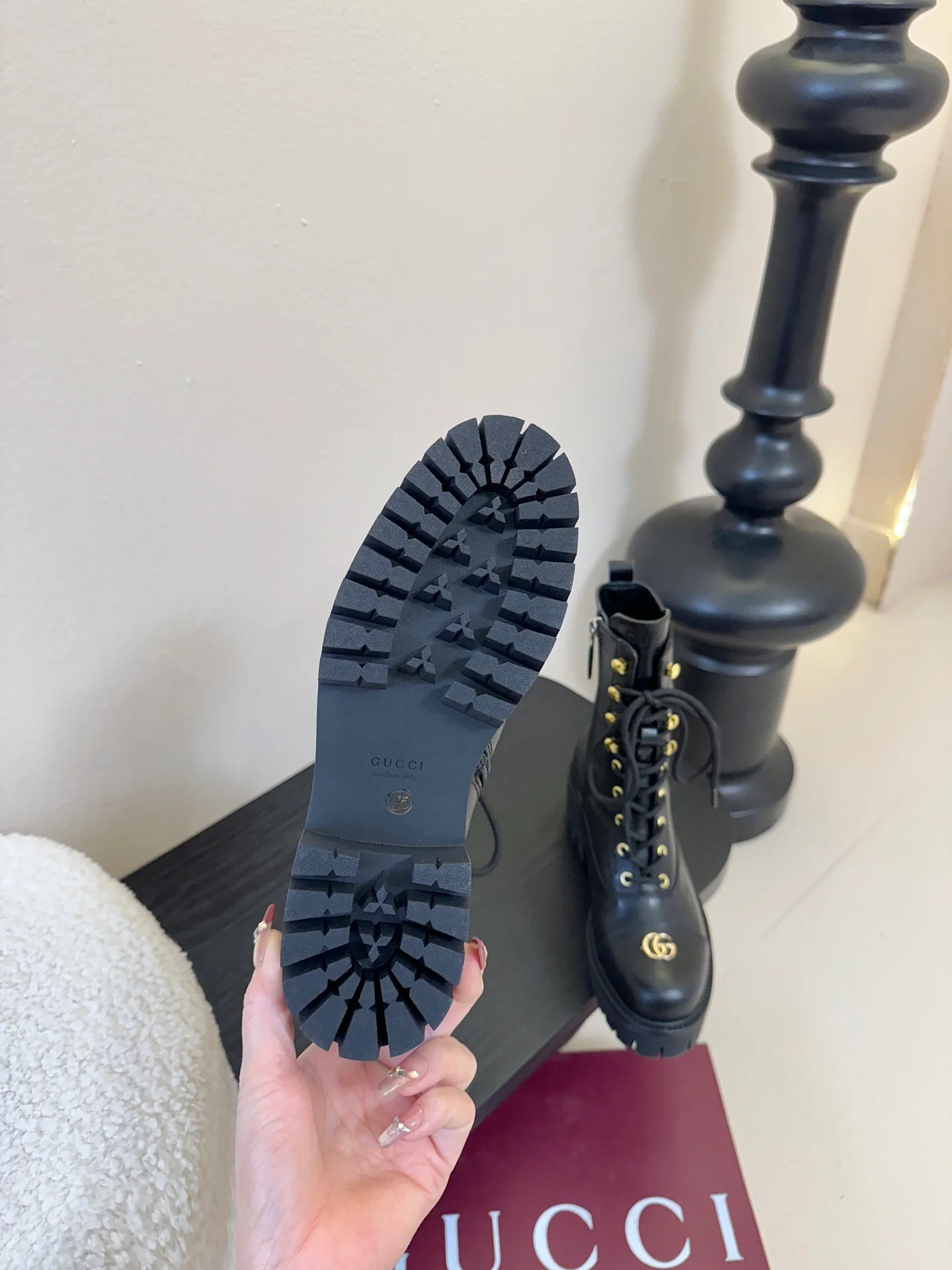 Gucc 25fw combat boots