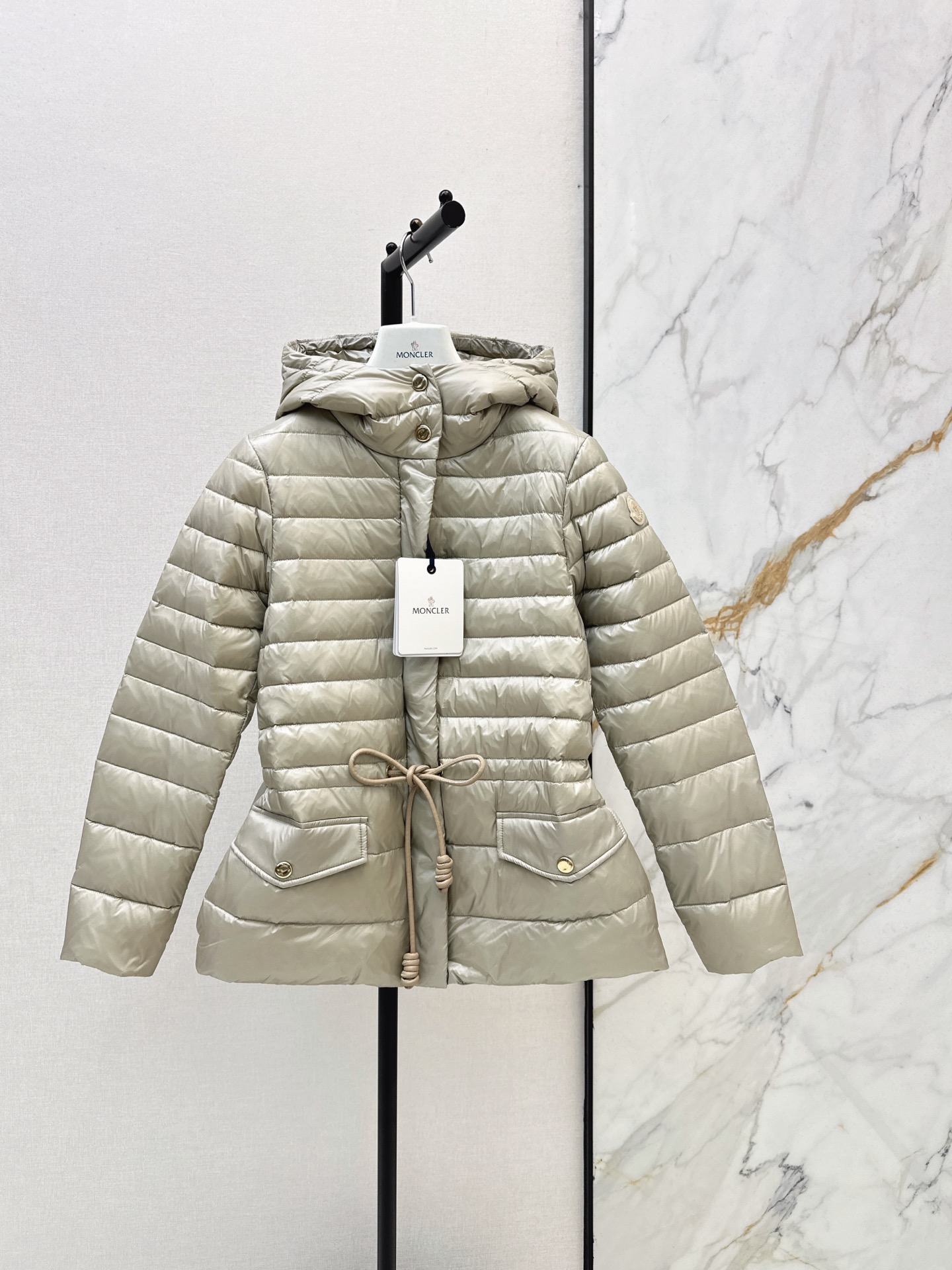 Monc 26fw Drawstring-Waist Puffer Jacket