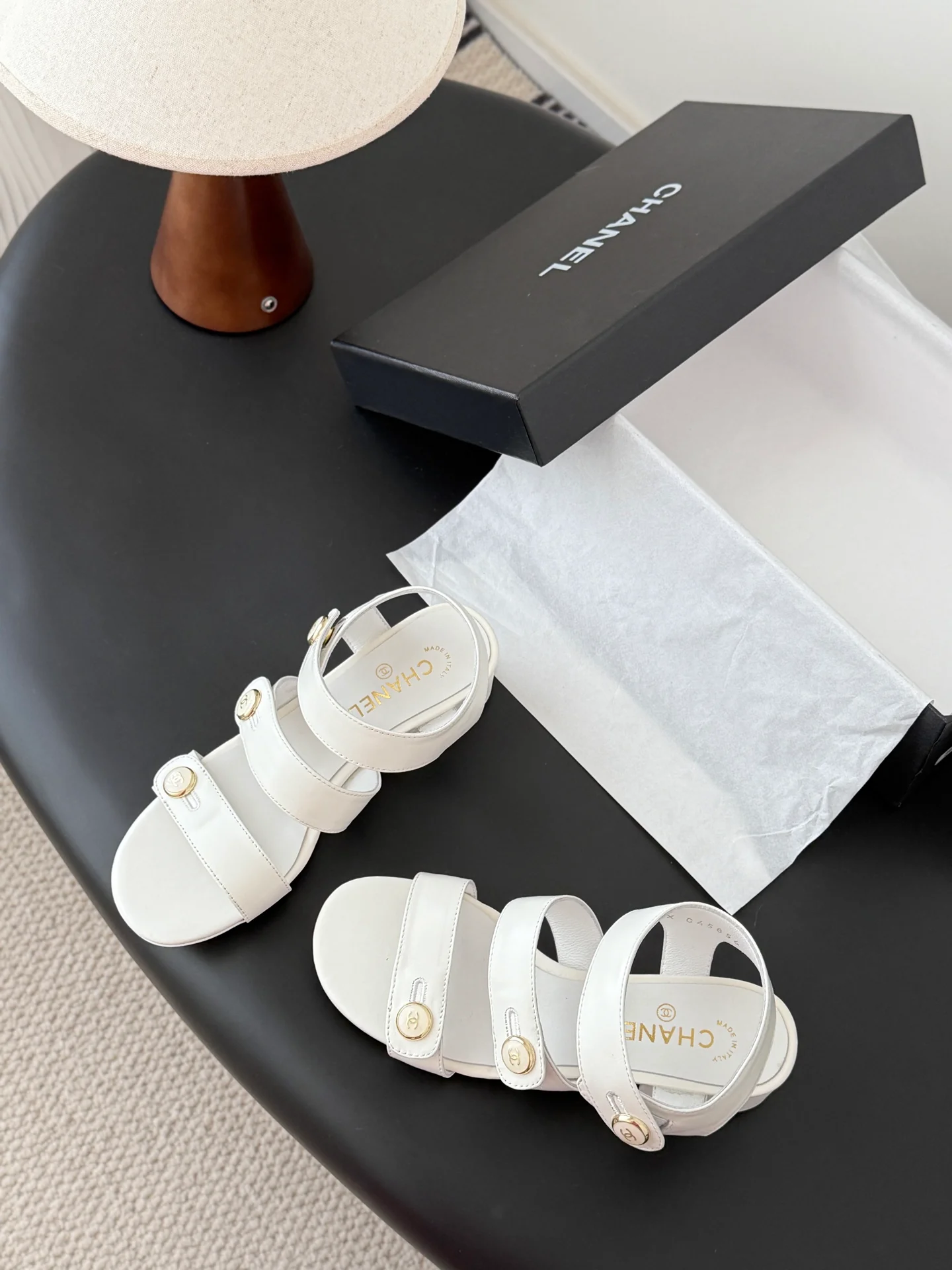 Chan 26ss sandals