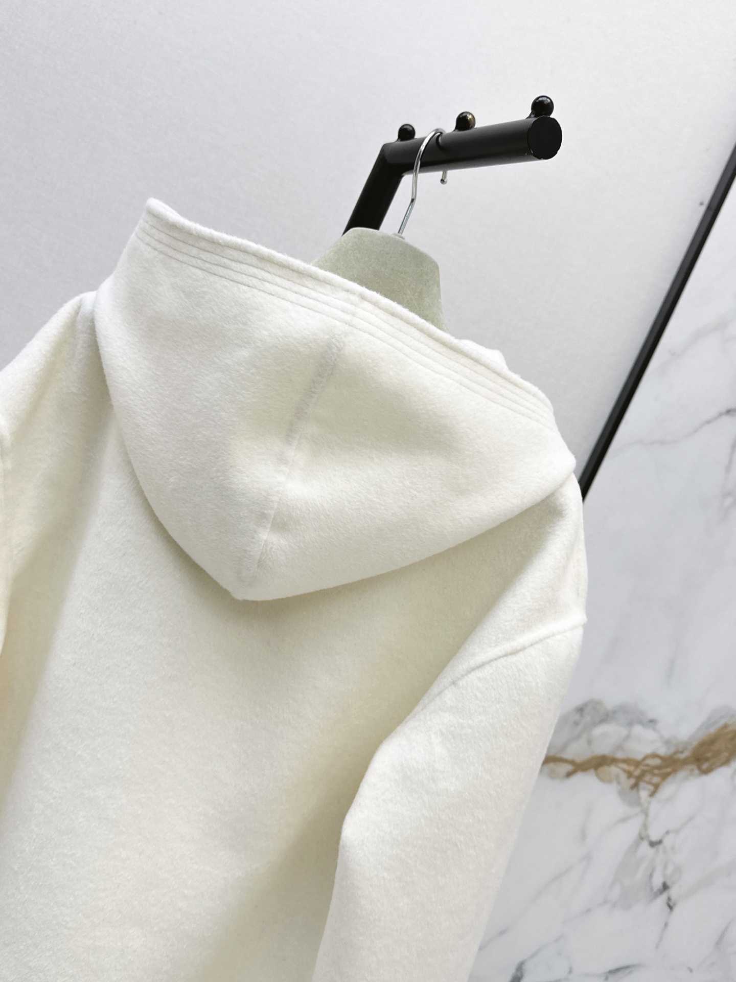 Her 26fw woolen hooded jacket