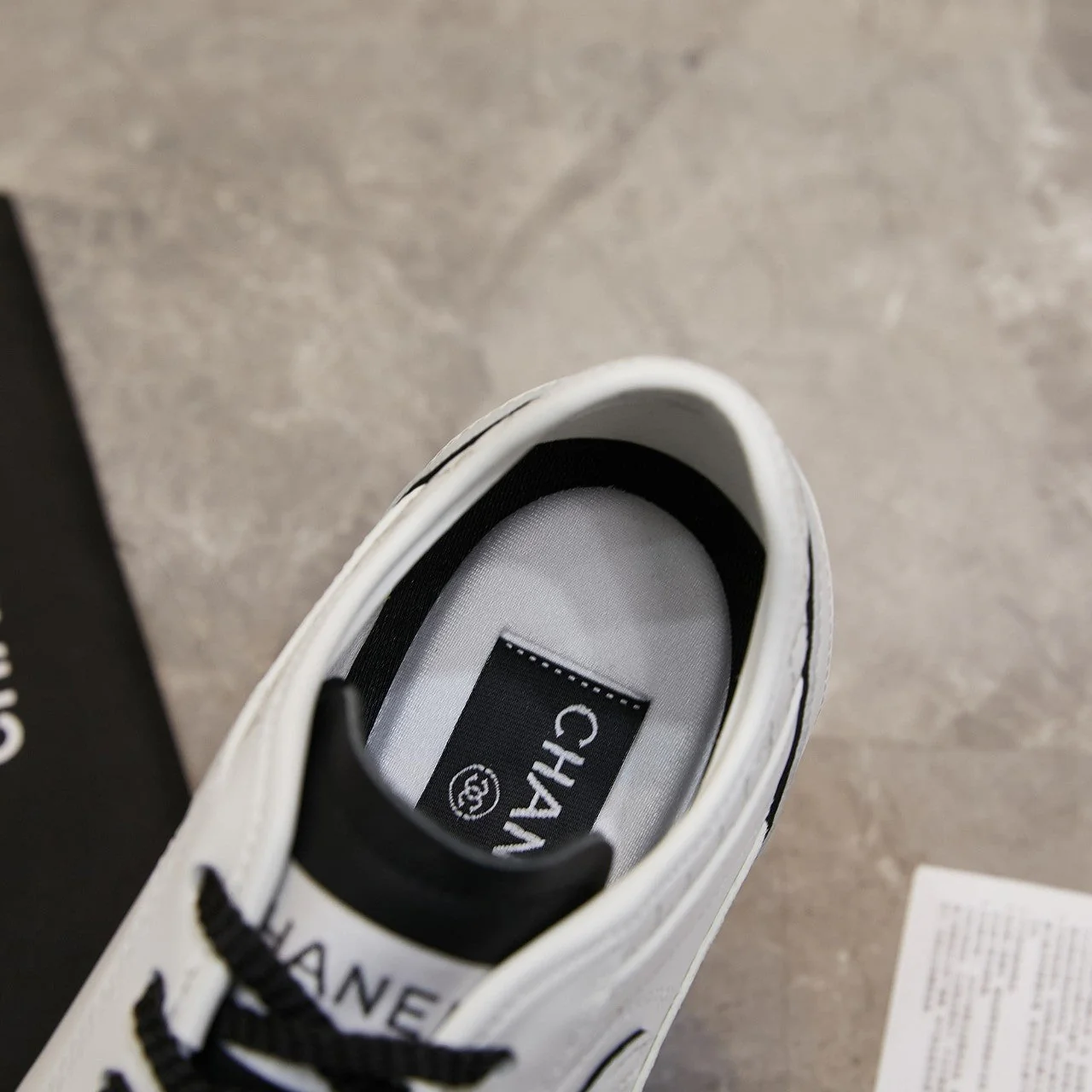 Ch sneakers