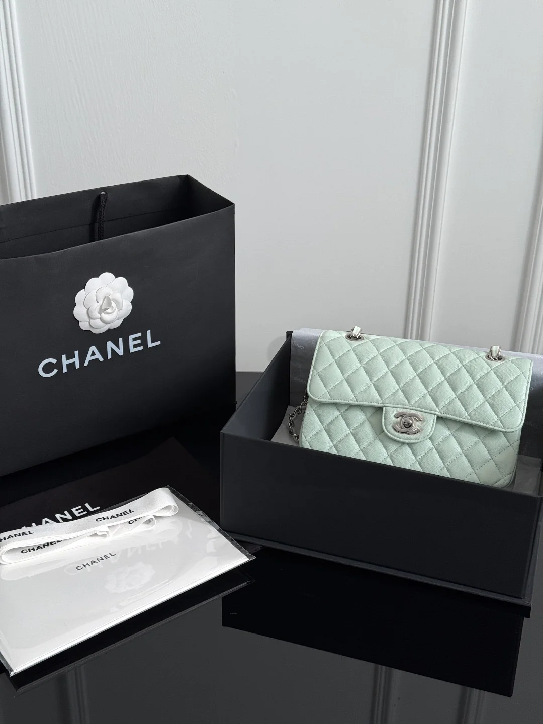 Chan cf23 chain shoulder bag