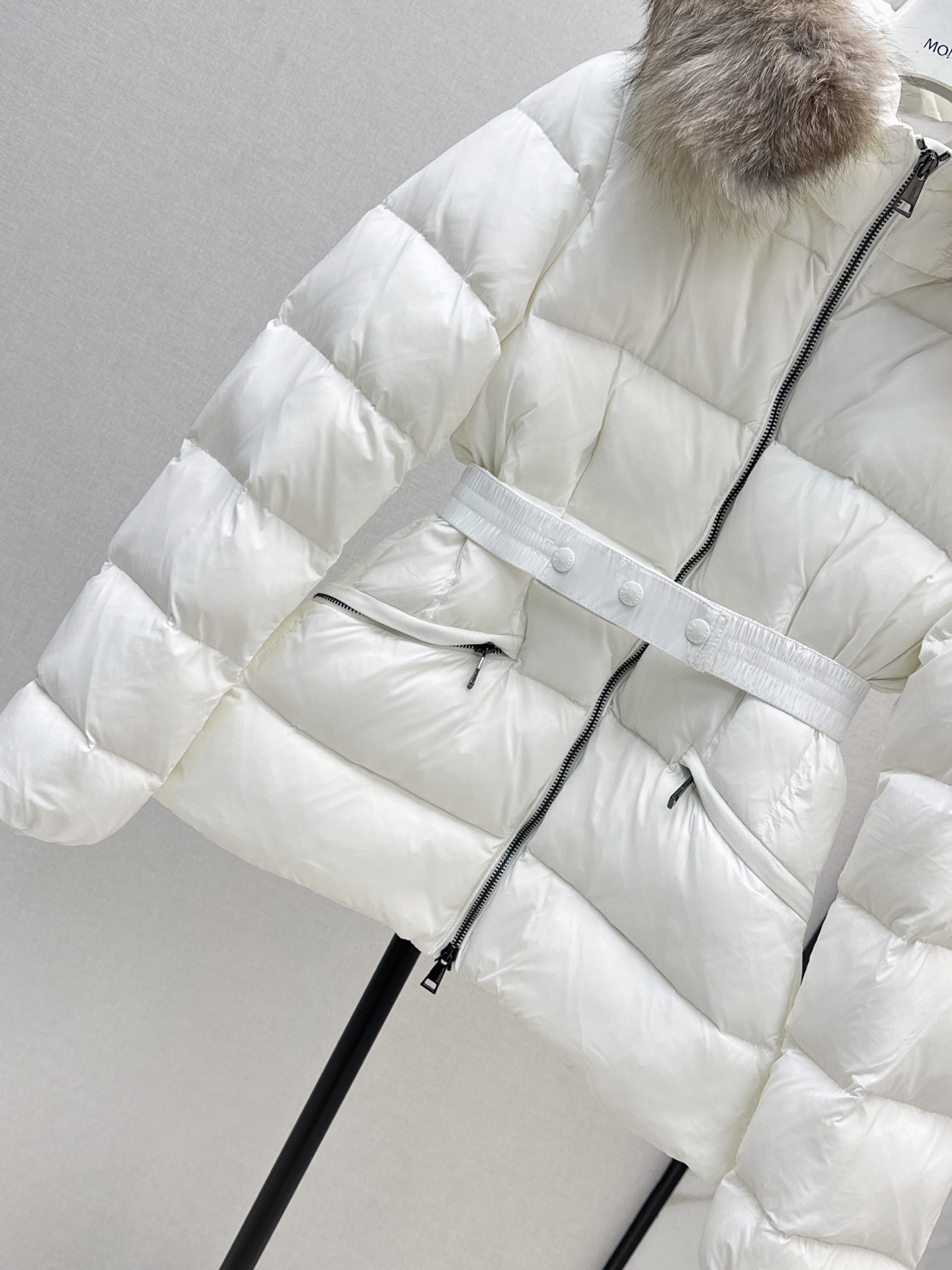 Monc 26fw hooded down jacket
