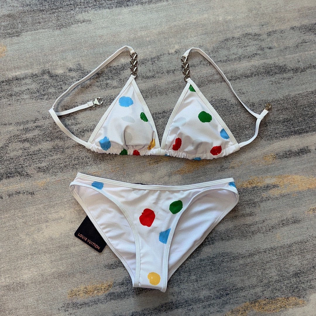 L swimsuit