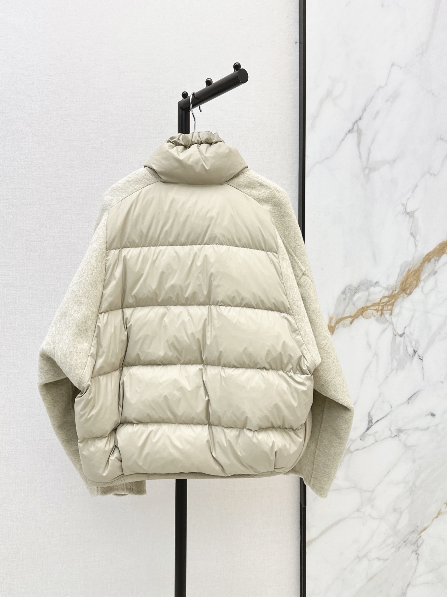Max 26fw wool contract down jacket