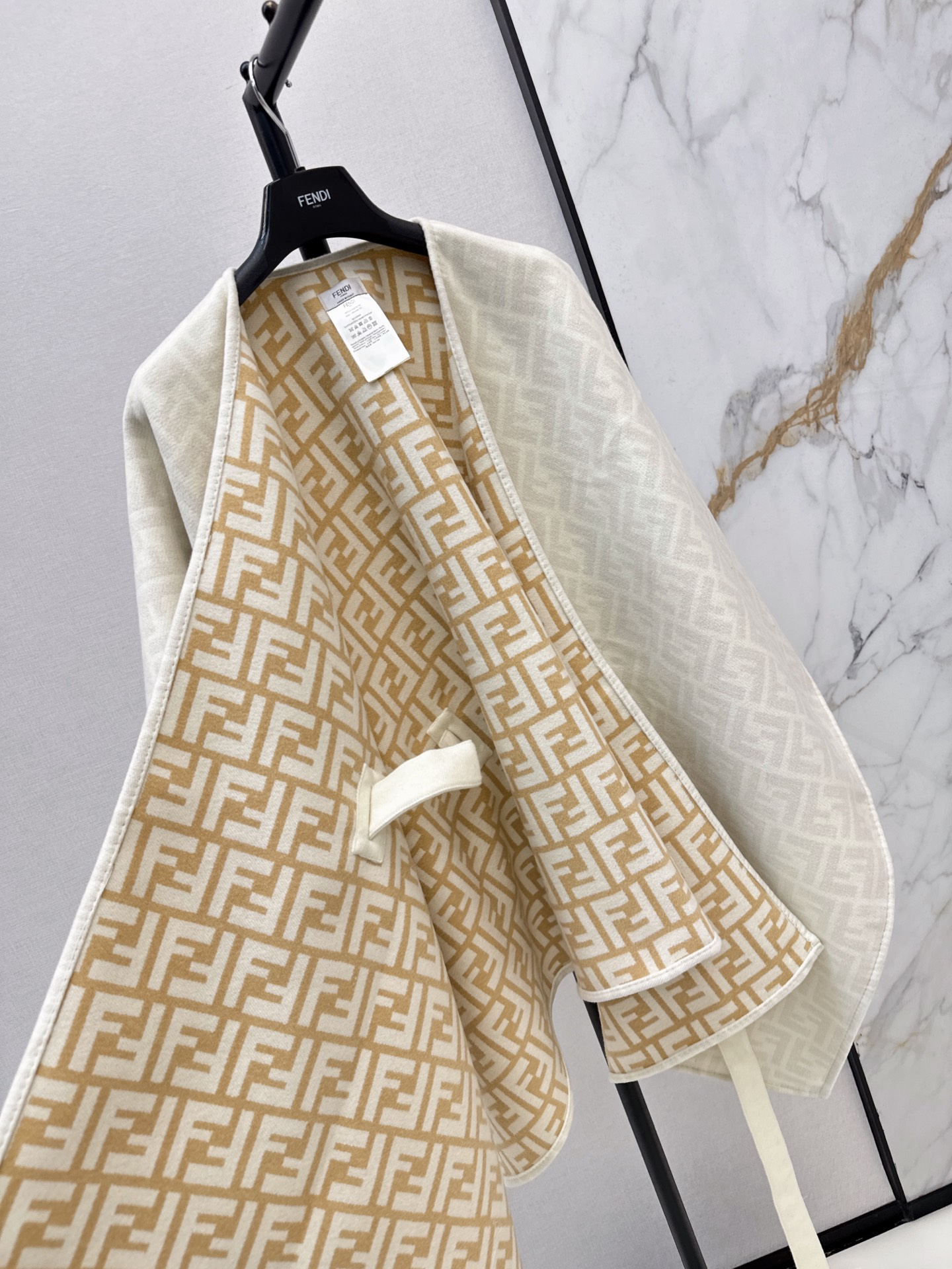 Fen 26fw wool shawls