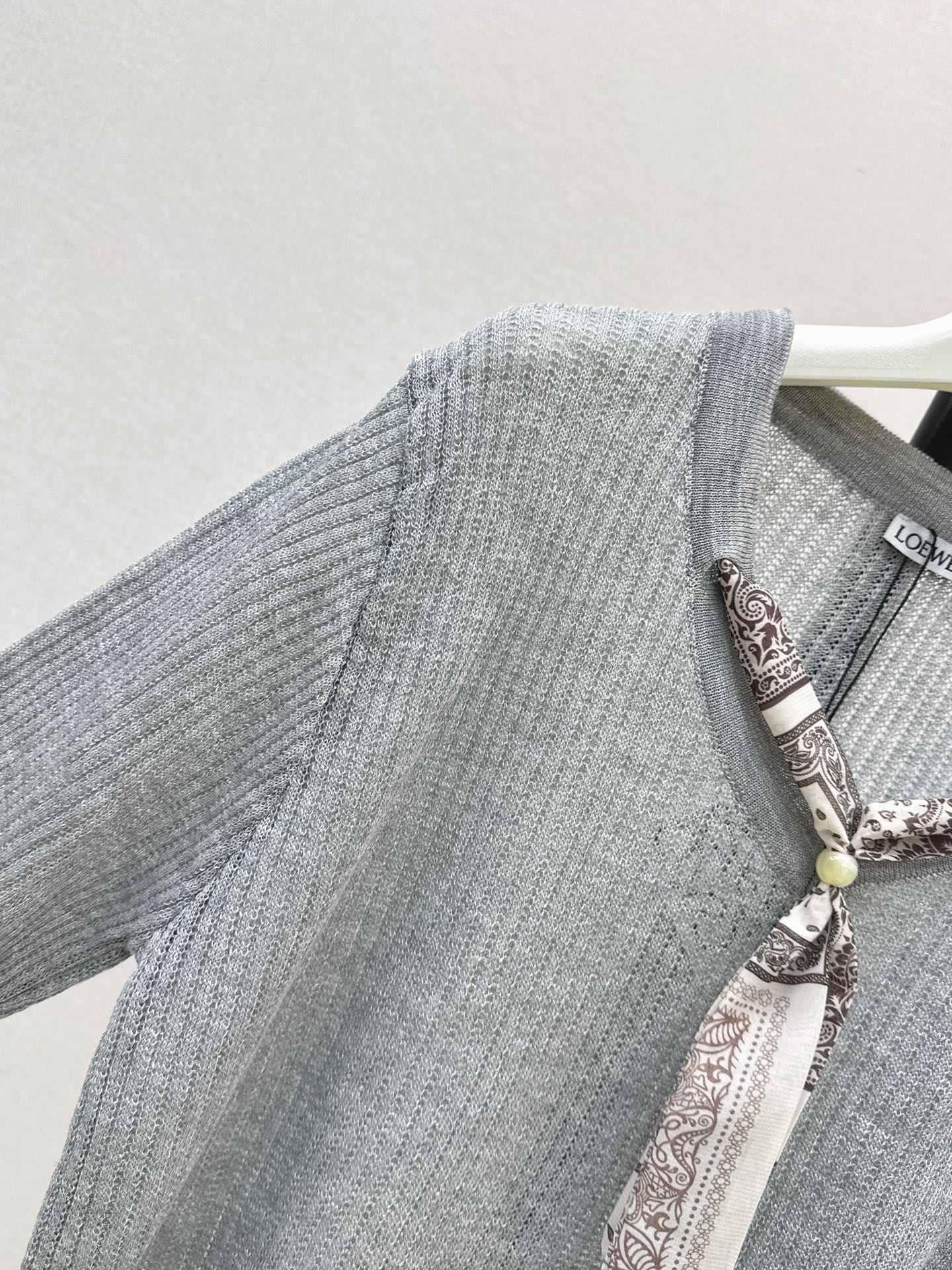 Loe 26fw scraf knit sweater