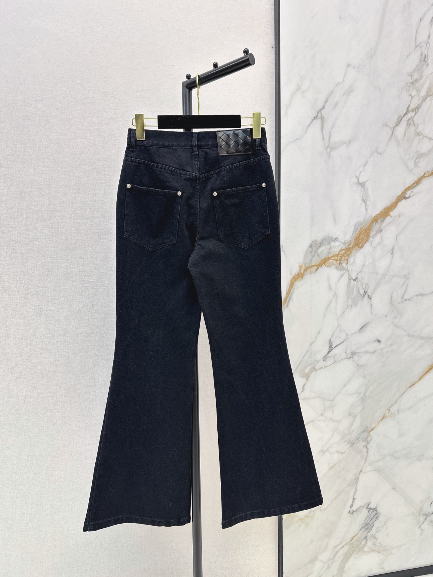 Bott 26fw flared jeans