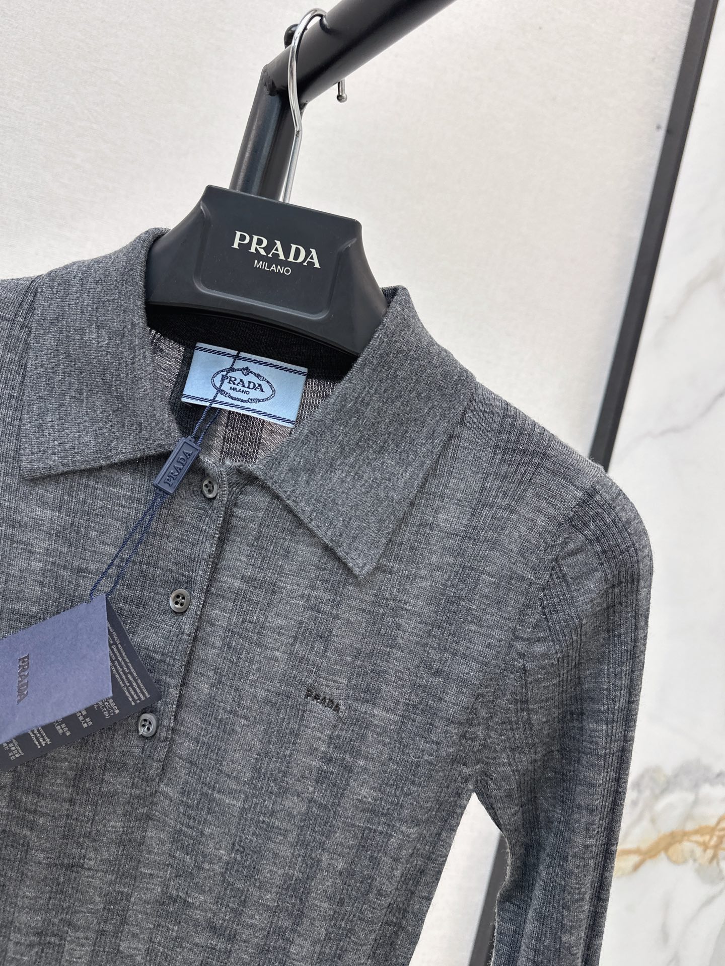 Pra 26fw slim-fit knit top