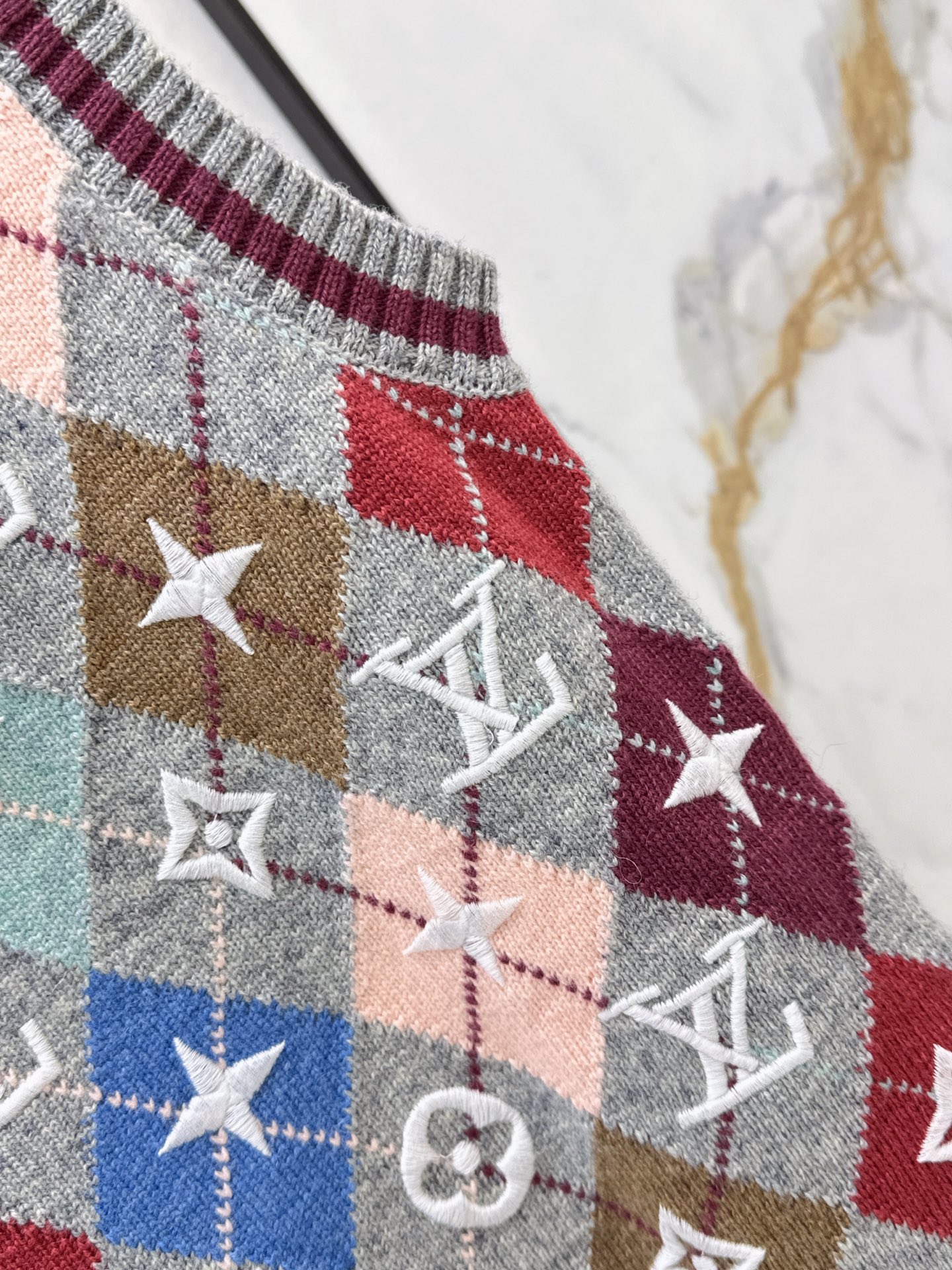 Loui 26fw jacquard knit vest