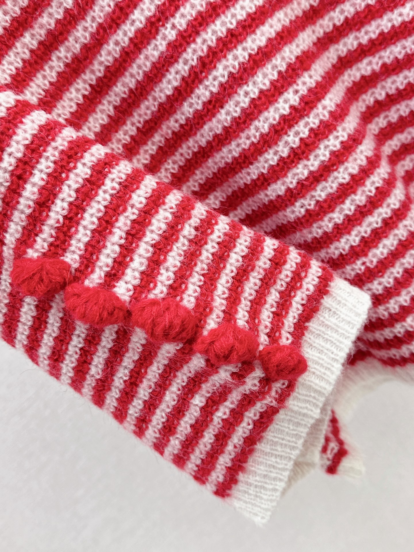 Loe 26fw stripe cropped knitwear