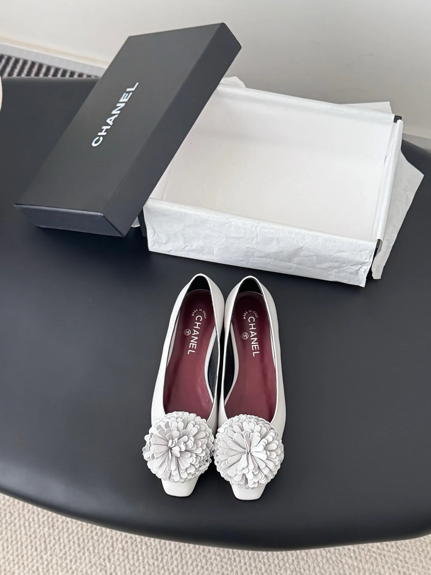 Chan 26ss flats