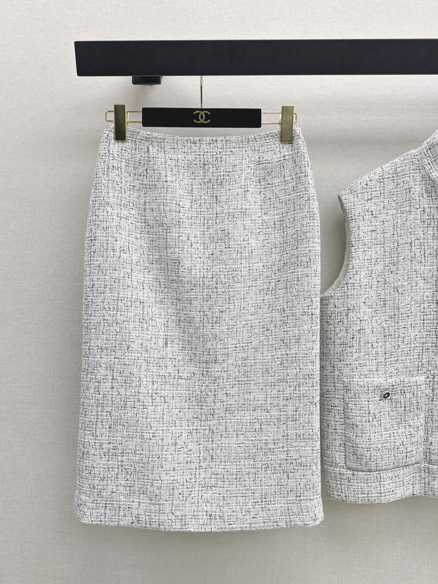 Chan 26ss woven vest skirt sets